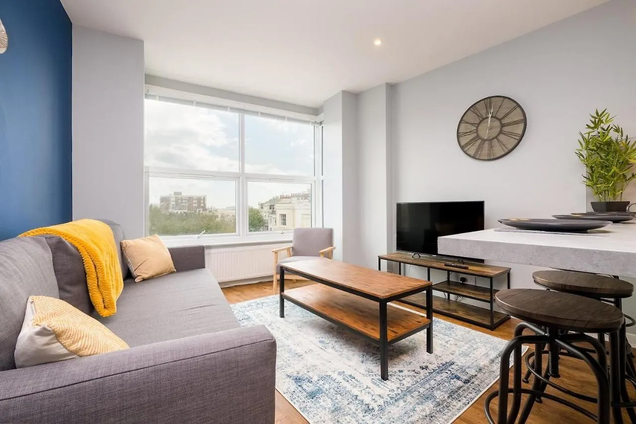 Modern Apartments With Sea Views, Steps From Brighton Beach & The Royal Pavilion 0*,