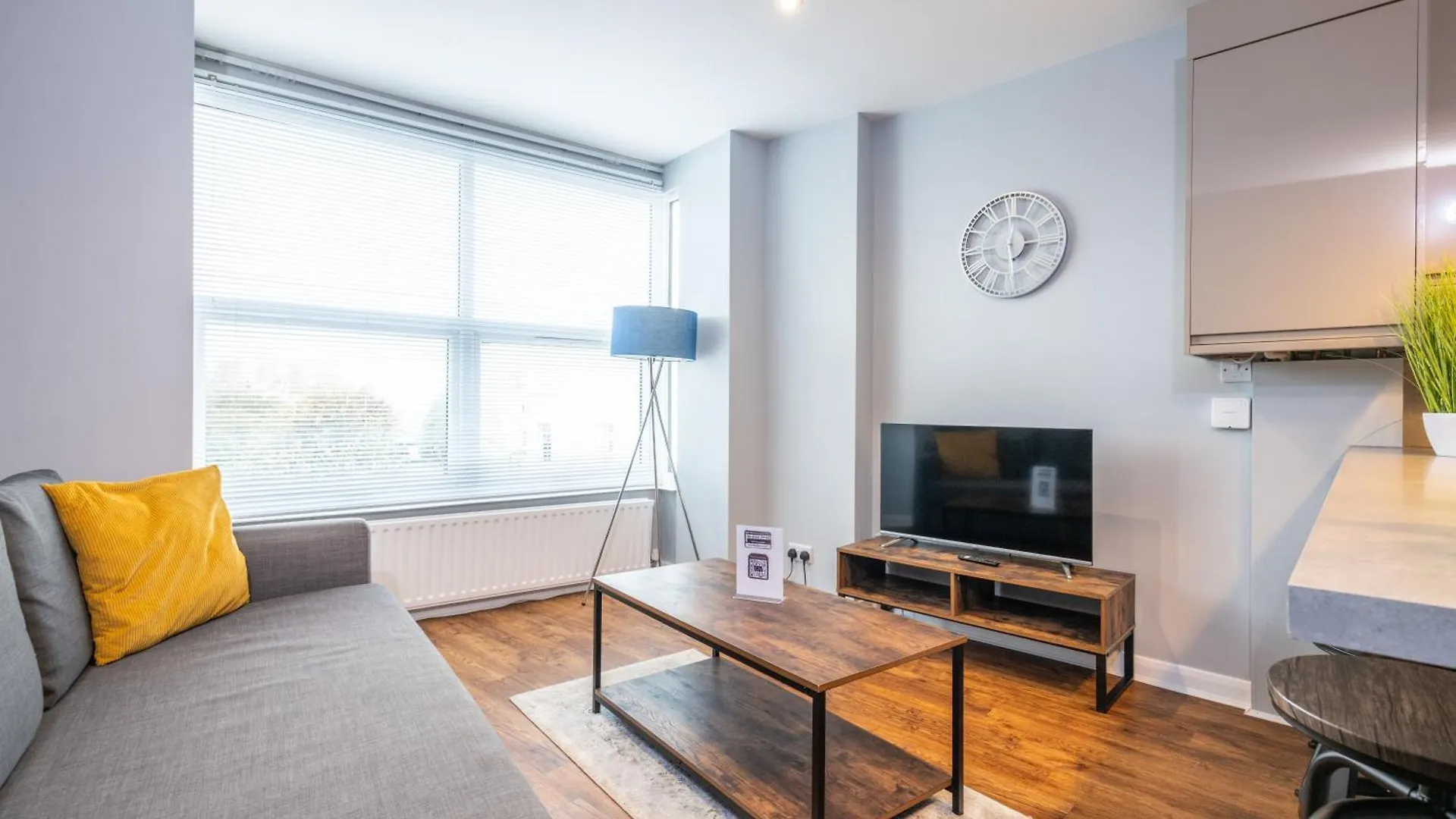 Modern Apartments With Sea Views, Steps From Brighton Beach & The Royal Pavilion